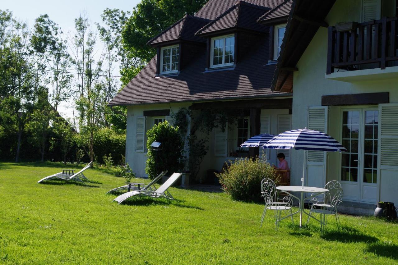 Villedieu-les-Poëles Bed And Breakfast Saultchevreuil, Au Mont Saint Michel المظهر الخارجي الصورة